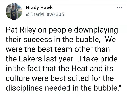  曼联防线失误连连负于中游球队引质疑